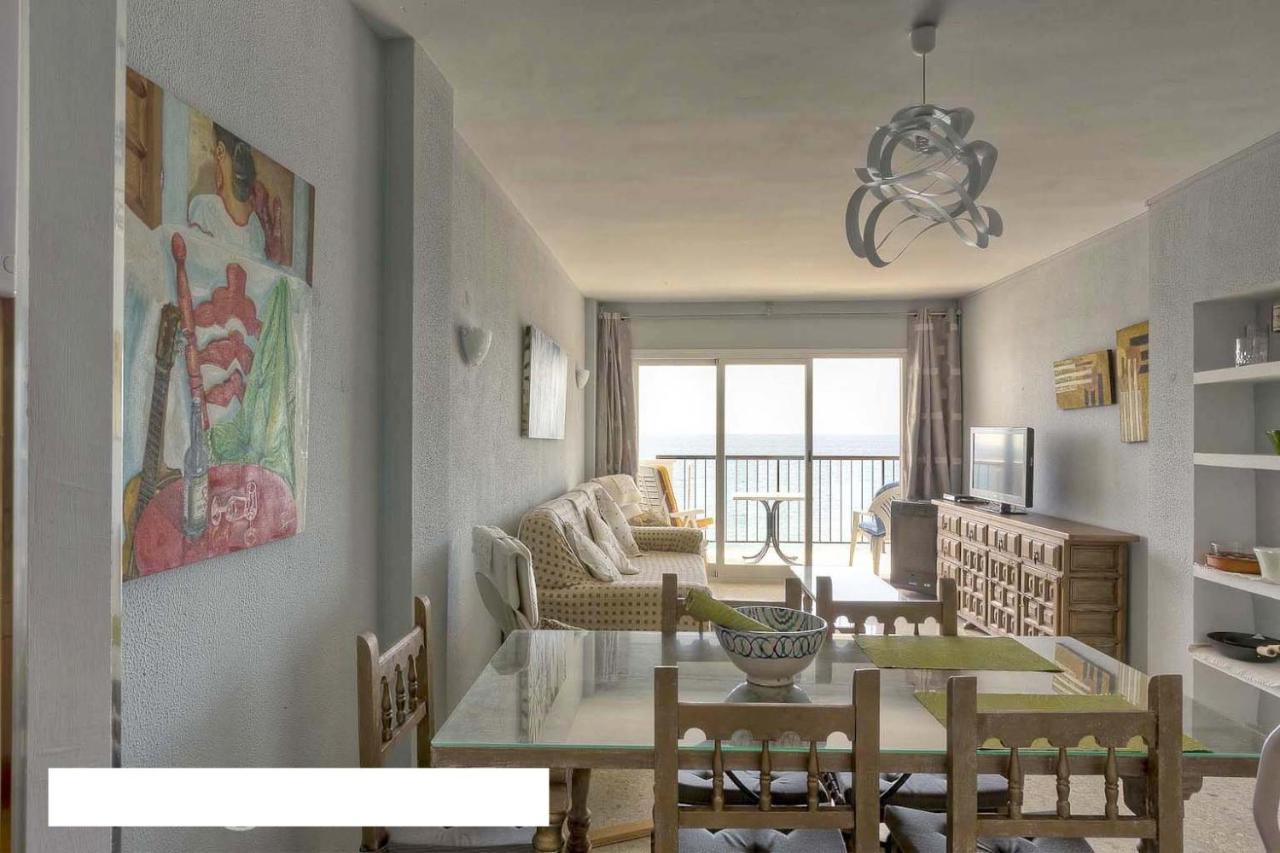 Precioso Apartamento Frontal Al Mar เนร์คา ภายนอก รูปภาพ