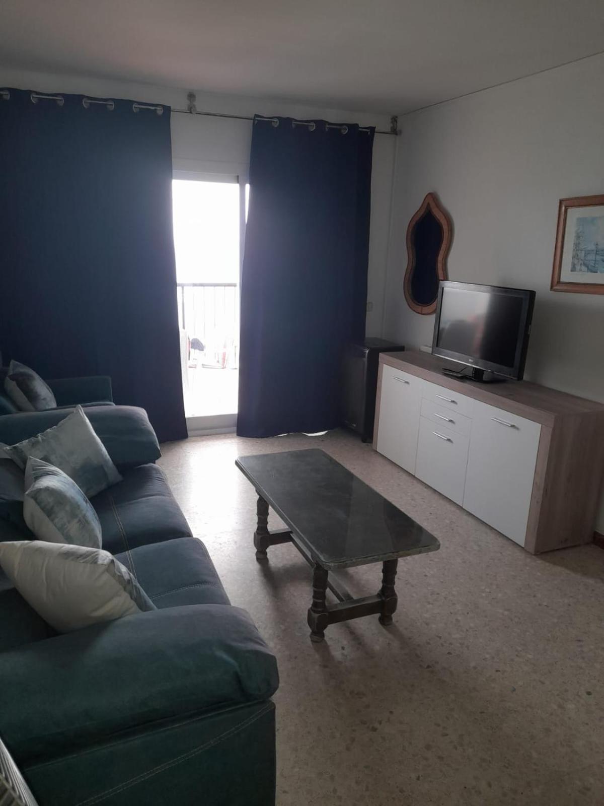 Precioso Apartamento Frontal Al Mar เนร์คา ภายนอก รูปภาพ