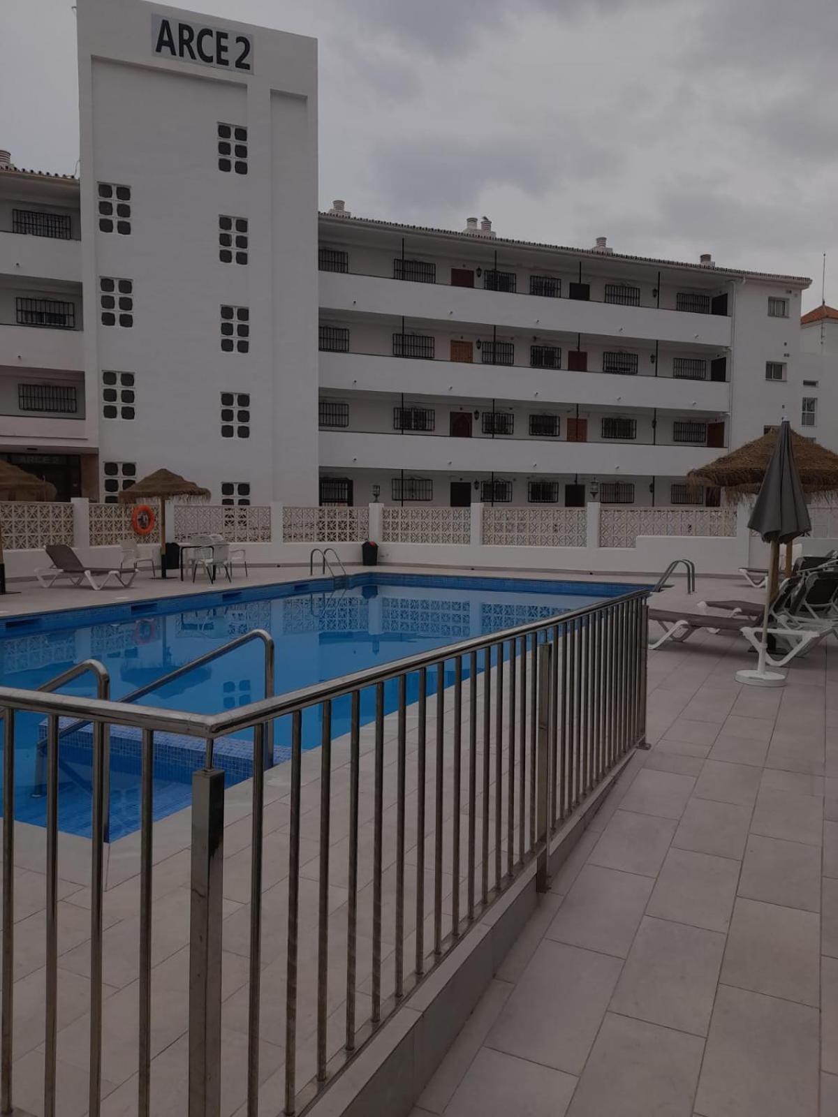 Precioso Apartamento Frontal Al Mar เนร์คา ภายนอก รูปภาพ