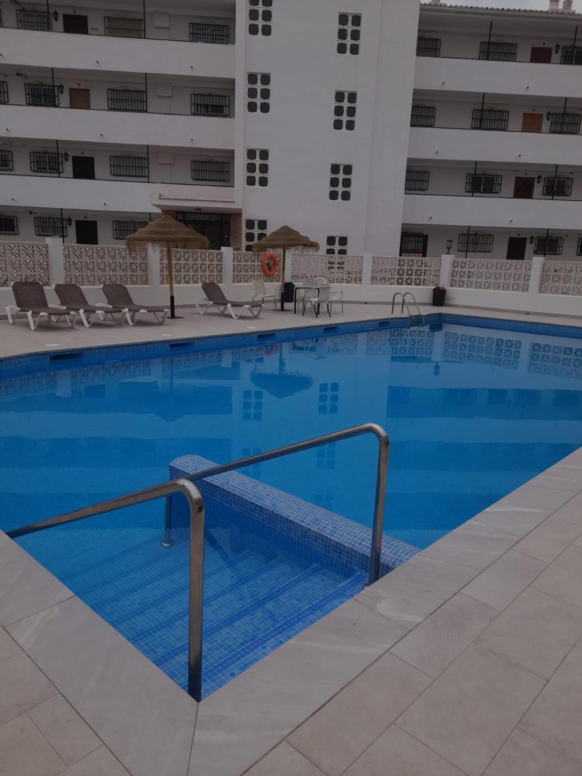 Precioso Apartamento Frontal Al Mar เนร์คา ภายนอก รูปภาพ
